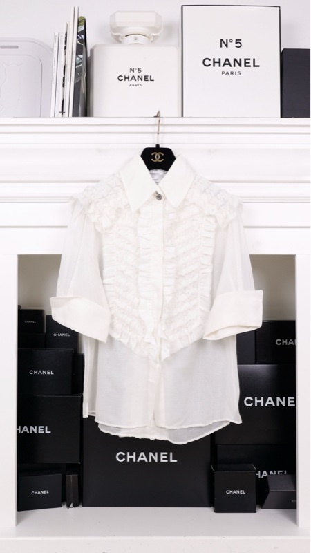 Chanel 10年田园音乐会系列秀款白色蕾丝衬衫领短袖上衣