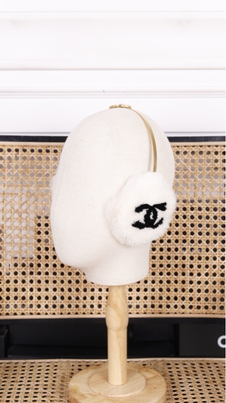 Chanel 01年黑白珍珠cc兔毛耳罩耳套
