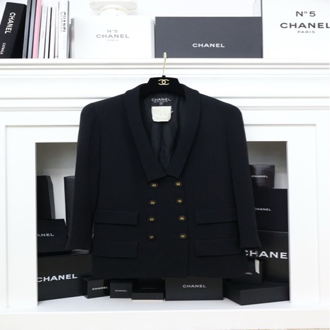 Chanel 94年黑金双排扣长西装外套