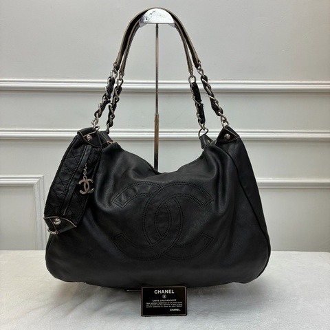 Chanel 黑銀雙C鏈帶單肩流浪包 hobo