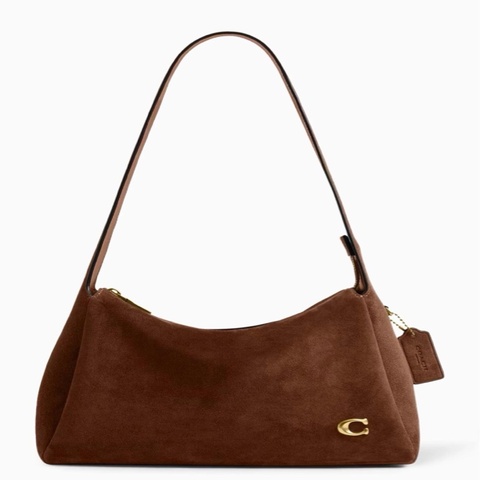 COACH 販售的專櫃款 Lola Suede Shoulder Bag（麂皮肩背包）