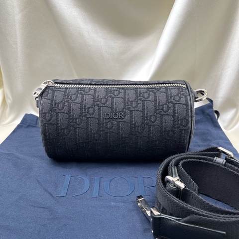 DIOR迪奧 RollerOBLIQUE 男士斜挎包 黑色老花表面