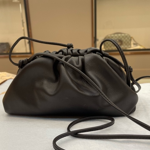 葆蝶家/Bottega Veneta  手拿包