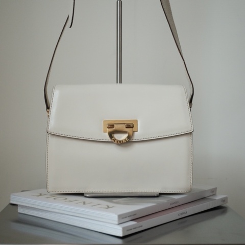 Celine 1980s 思琳 典藏象牙白 馬镫金扣小牛皮肩背包
