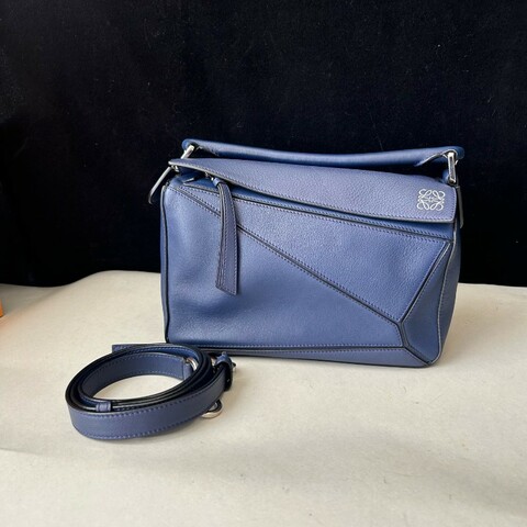 Loewe/羅意威 puzzle小號藍色幾何拼接包  附件：肩帶。