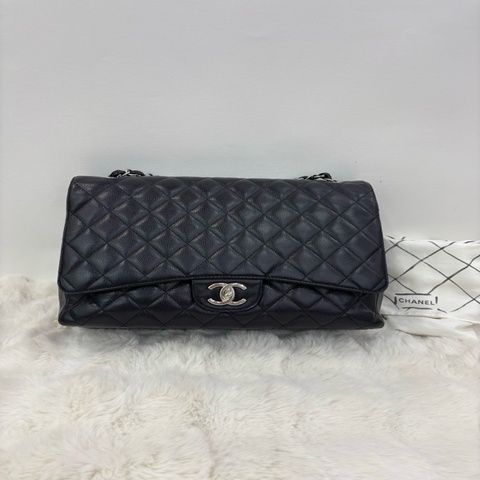 Chanel 香奈兒 Maxi大號 黑銀荔枝牛皮 底長：33cm ，15開無卡