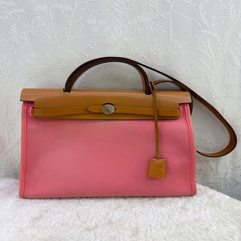 這款愛馬仕 (Hermès) Herbag PM 手袋