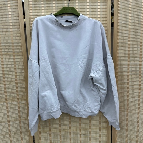 Balenciaga巴黎世家 純色穿孔金屬飾品圓領長袖衛衣 寬松版型 男女同款 2碼 肩寬81cm 胸54cm 長71cm