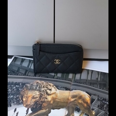 Chanel 黑色荔枝皮L拉鍊短夾