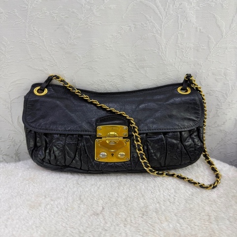 Miu Miu Miu Confidential women’s shoulder bag