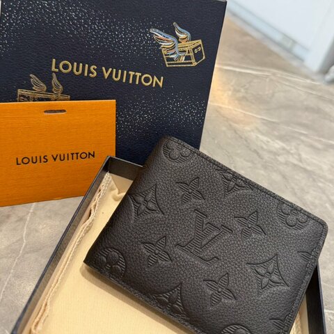LV  Multiple 壓紋小牛皮對開男士短夾 黑
