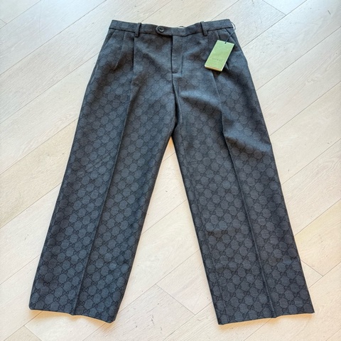 Gucci 👍🏻 GG Monogram, 100%Real正貨，size 40