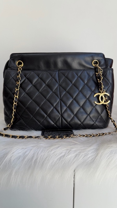 香奈兒 Chanel vintage 經典菱格紋 媽咪包托特包 大logo掛飾