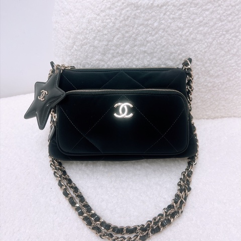 Chanel 25N coco neige 絲絨星星相機包/鏈條包