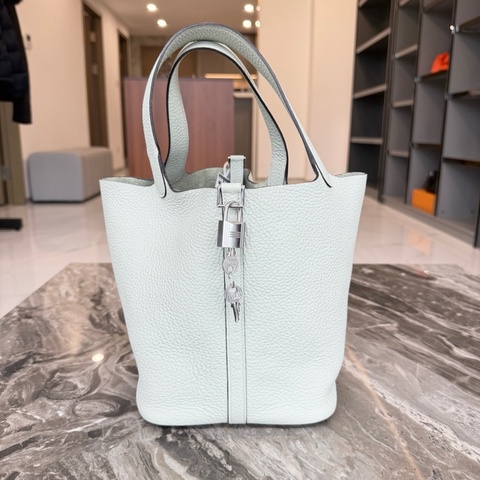 HERMES 愛馬仕 Picotin Lock 22 銀扣 Clemence小公牛皮 菜籃子 22 0W Gris Neve 冰晶灰 B刻