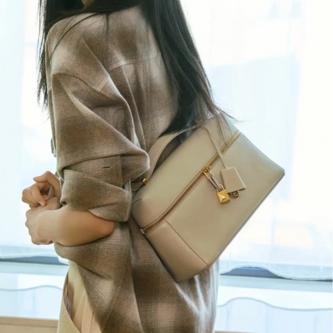 ✨Loro Piana｜LP Extra Pocket 27飯盒包｜香草綠色銀扣Box皮｜98新