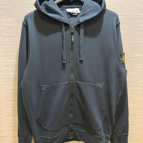 💎Han's house精品服飾💎 STONE ISLAND 石頭島 外套 現貨 L ~ XL 原價16300