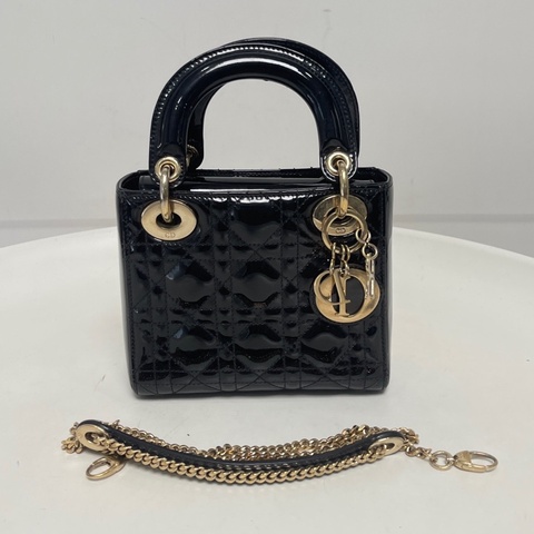 Dior/迪奧 黑金漆皮三格戴妃。