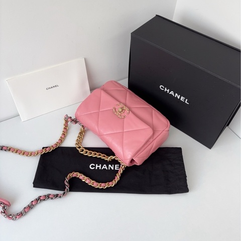 【近新閒置品】Chanel香奈兒 芯片款粉色金扣19Bag大菱格CF 時髦枕頭小號 手提單肩斜背包鏈條包