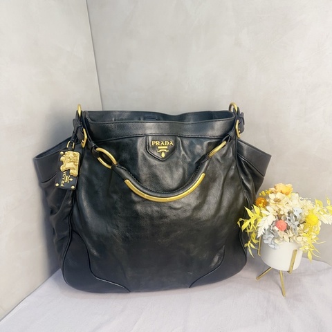 【赫蒂國際精品】 Prada Vitello Daino Hobo 黑色手提包vintage