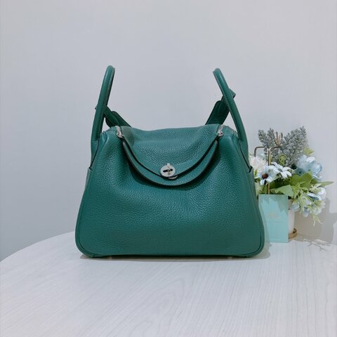 TK2134	Hermes 愛馬仕中號兩用包包 Lindy 30 TC Skin Z6 Malachite x PHW Stamp R