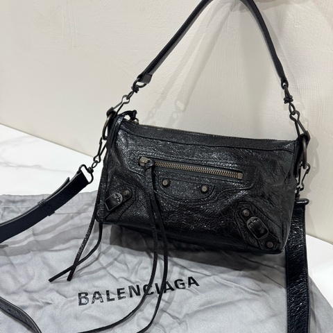 Balenciaga lecity 新款機車包雙背袋