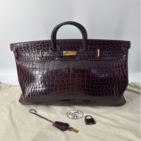 Hermes HAC 40 Shiny Crocodile Bordeaux Handbag with Gold Hardware Stamp Circle T