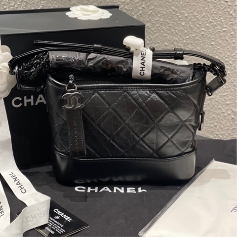 Chanel • Gabrielle 經典So Black流浪包小號 全黑