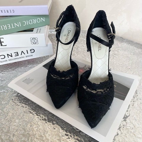 CHANEL 香奈兒 黑色蕾絲尖頭高跟鞋 37碼  僅試穿