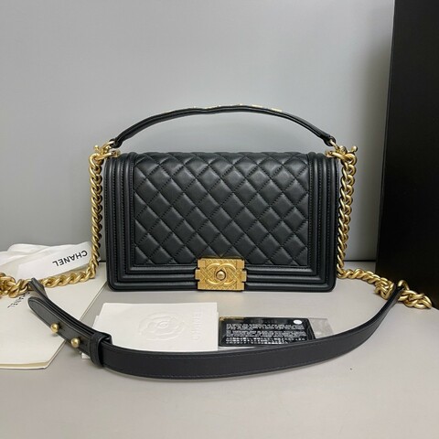Chanel  leboy中號黑金全皮菱格手柄款包