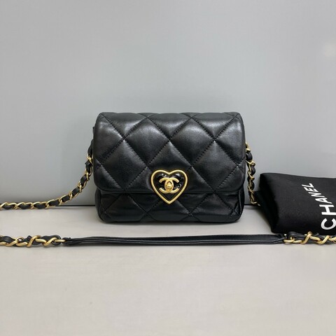 Chanel 黑金全皮菱格愛心方胖子晶片款