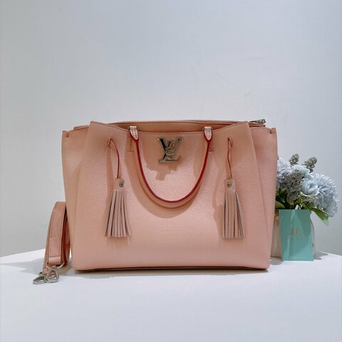 TW4974	Louis Vuitton 路易威登兩用包包 Lockmeto Handbag With Chain Rose Poudre xPHW