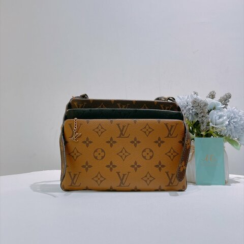 TW4971	Louis Vuitton 路易威登三合一肩帶包包 Monogram Reverse LV3 Pouch Monogram Brown/Black x GHW