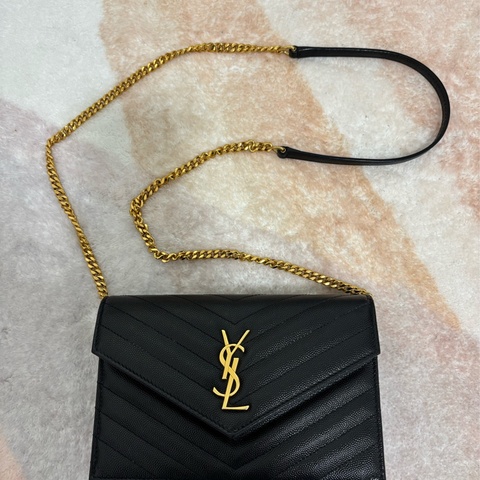 降價中YSL woc 出清俗俗賣～