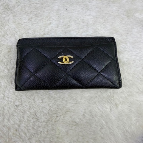 Chanel Timeless/Classique women’s card wallet