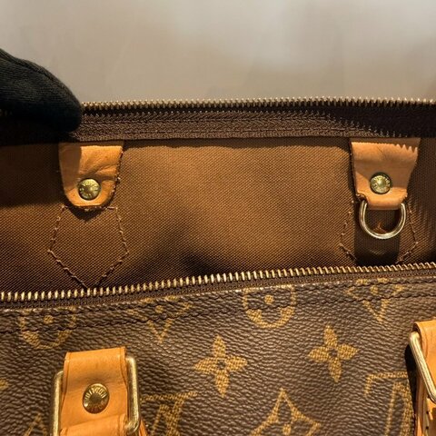 LV Speedy 30 波士頓包