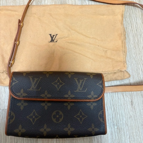 Louis Vuitton Monogram Pochette Florentine（Florentine 腰包），型號 M51855