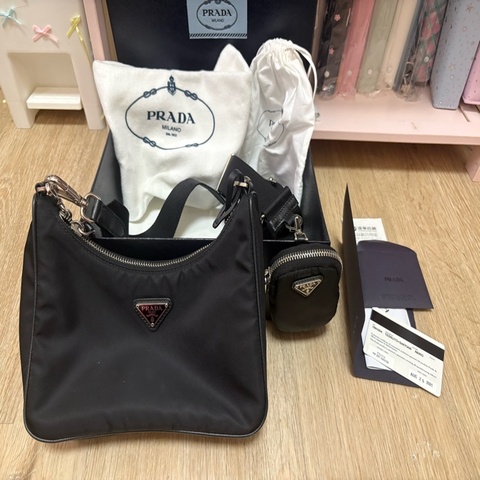 Prada Re-Edition 2005 Re-Nylon