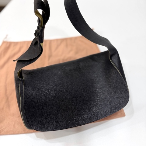 MIU MIU Vintage hobo 蝴蝶結 黑色牛皮 肩背包 側背包 手提包