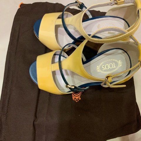 Tod’s楔形高跟鞋