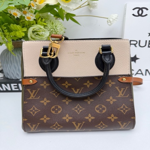 路易威登Louis Vuitton  Lv fold tote mini手提包 斜挎包
