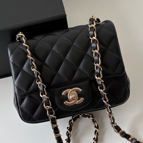 chanel黑金羊皮方胖子 29開 超新原始好成色