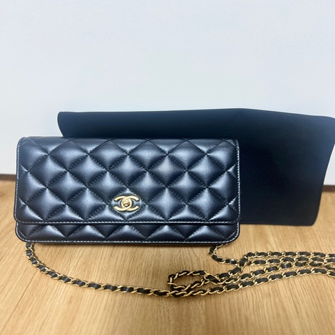 近全新 Chanel WOC 小羊皮 黑金 新款書包扣