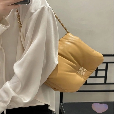 ✨Loewe羅意威｜Puffer Goya泡芙風琴包｜淺金棕色搭配甜甜圈金鍊條｜99新內金屬有膜