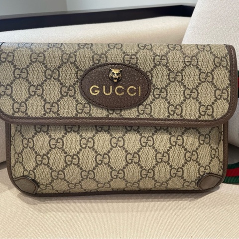 Gucci古馳虎頭腰包胸包，新款內里042標