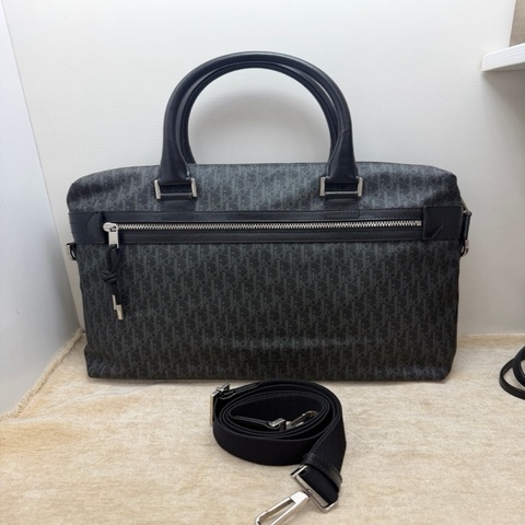 Dior迪奧 黑色老花公文包 手提單肩斜挎包公文包 尺寸：36*28。