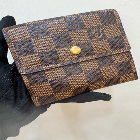 LV 棋盤扣式短夾