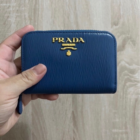 Prada 經典零錢包
