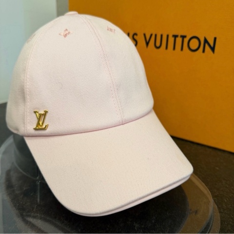 Louis Vuitton LV粉色棒球帽鴨舌帽