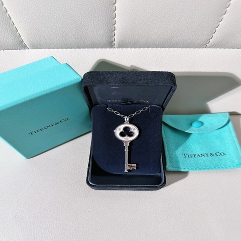 Tiffany蒂芙尼 Keys系列 三葉草鑽石鑰匙項鍊